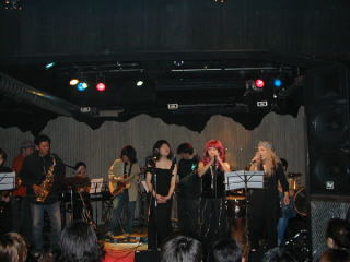 �~�I�����WITH�U�E�}���f�[�Y�ł��I