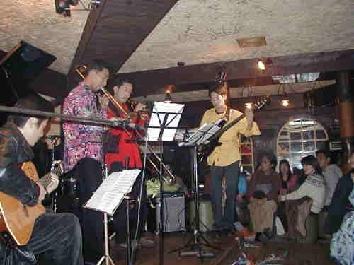 ���C�u�J�n�I�I