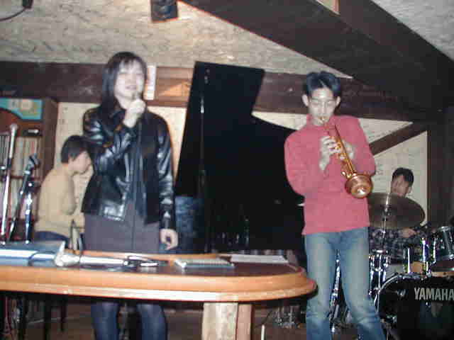 �{�[�J���o��I�I